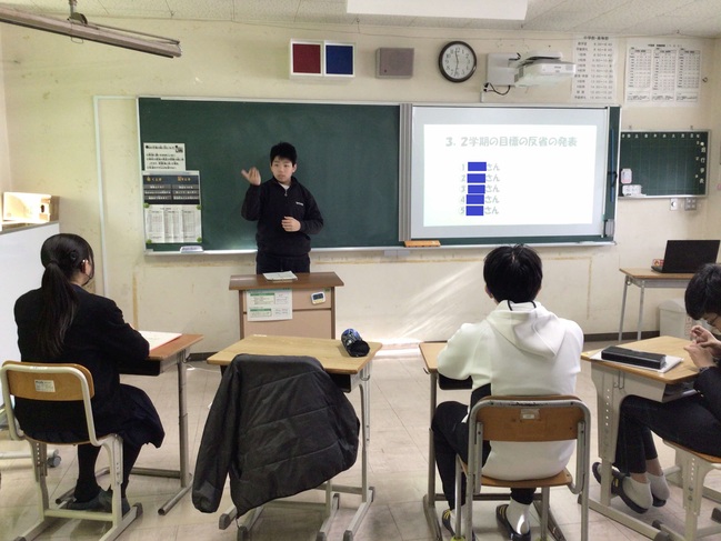 中　学部集会-4